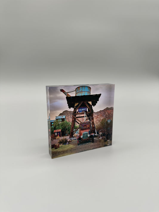 Scenic print of an antique truck