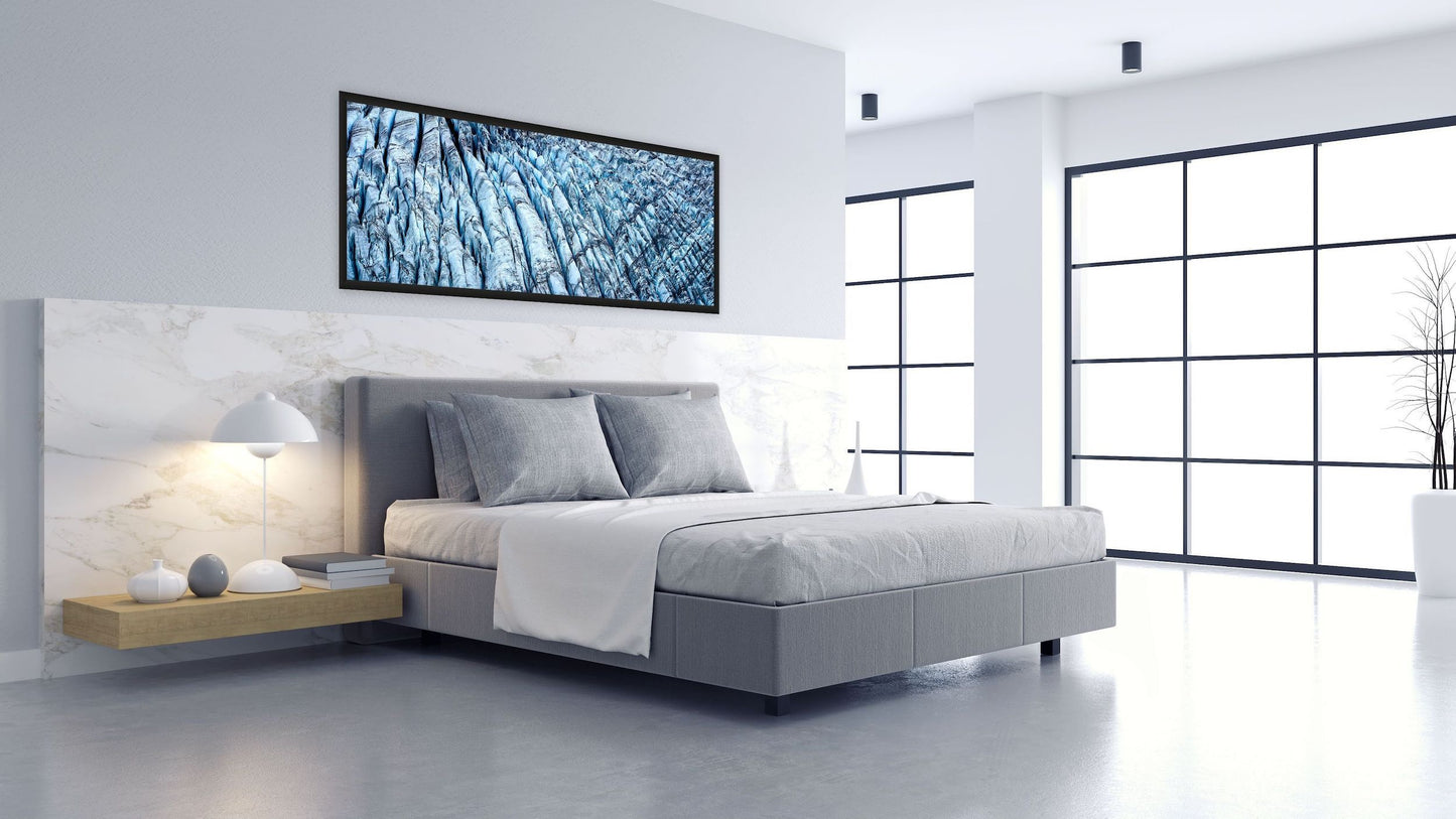Chiseled - Black Thick Frame